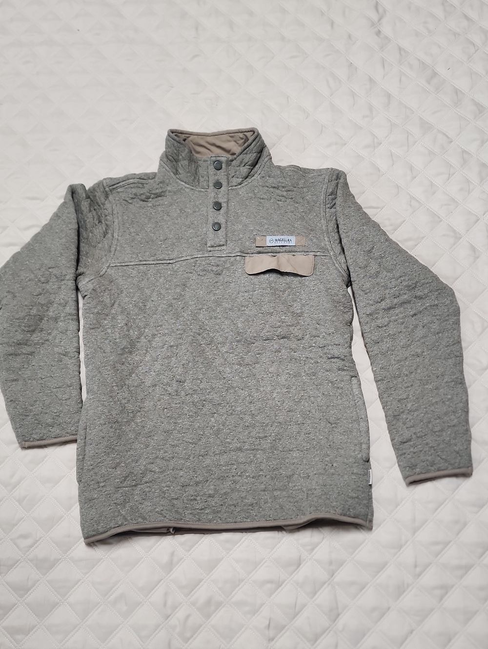 Magellan Outdoors Men's Campfire Quilted Long Sleeve QS Top Small